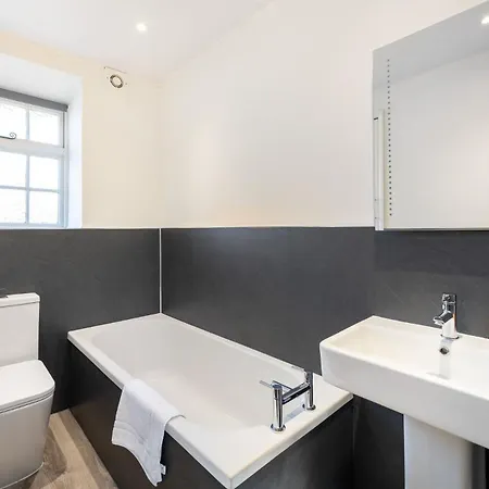 4 Bed In Ambleside Oc-Lr075 * Ambleside