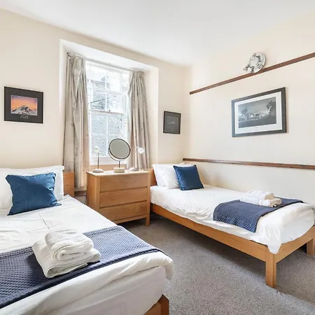 4 Bed In Ambleside Oc-Lr075 * Ambleside