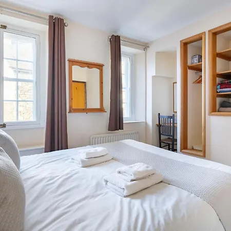 4 Bed In Ambleside Oc-Lr075 Ambleside